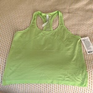 BNWT lululemon Swifty Tech RB Tank 2.0 *Race